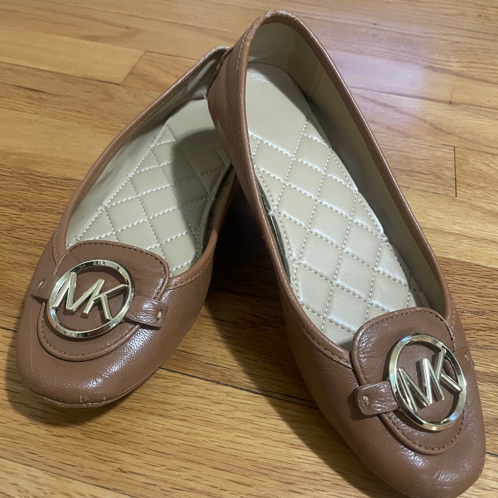 Michael Kors flats